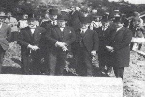 Bilde av Gokstadhaugen innvies i 1929